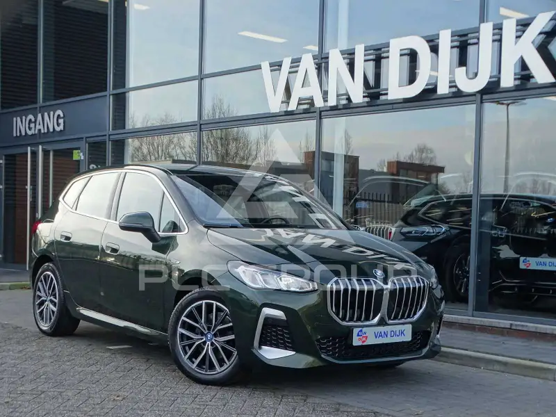 2022 BMW 225