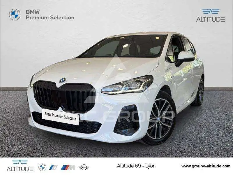 2022 BMW 225