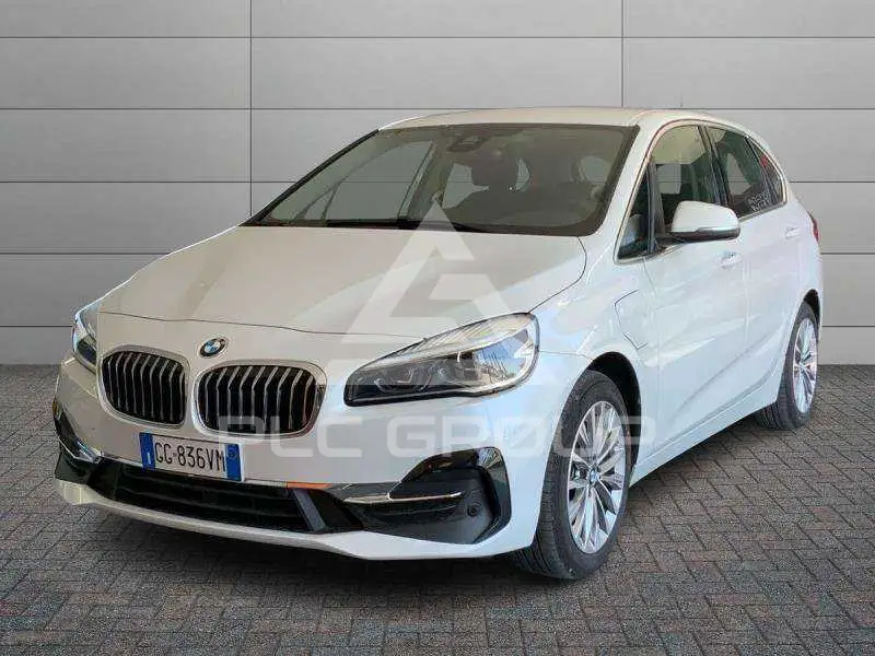 2022 BMW 225