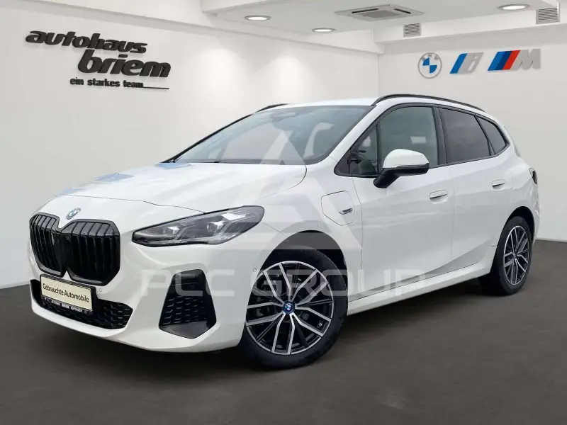 2022 BMW 225