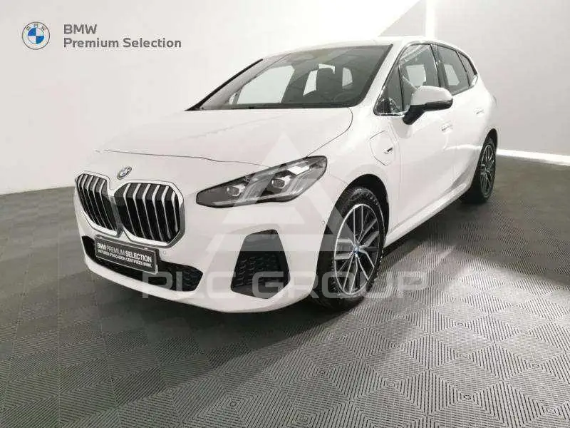 2022 BMW 225
