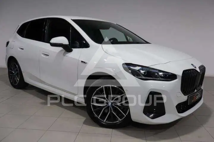 2022 BMW 225