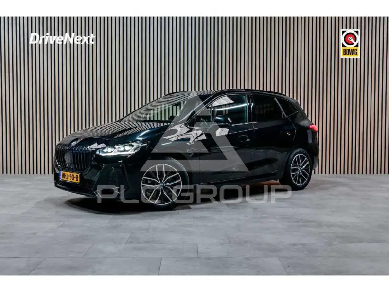 2022 BMW 225