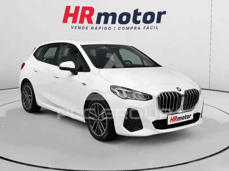2022 BMW 225