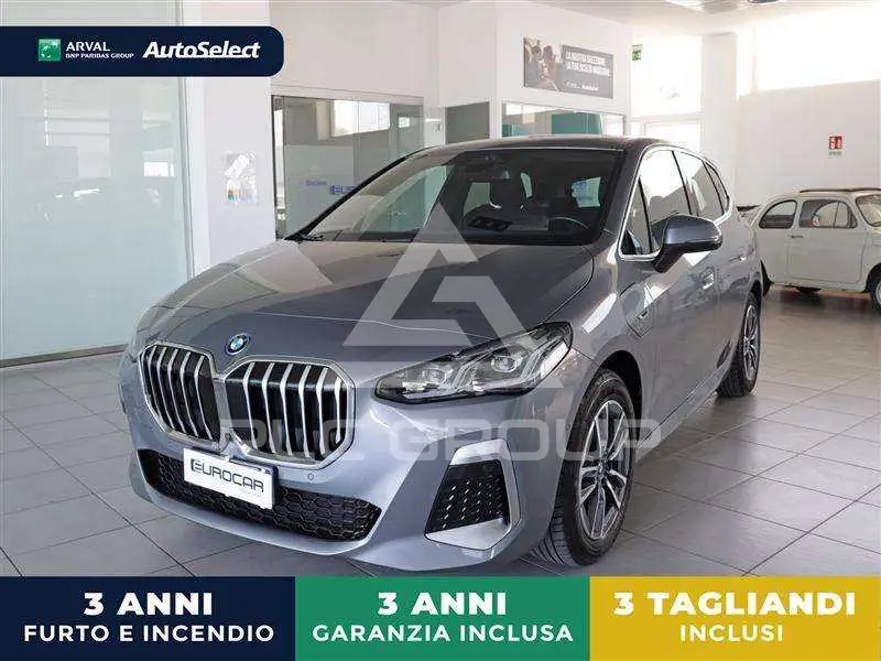 2022 BMW 225
