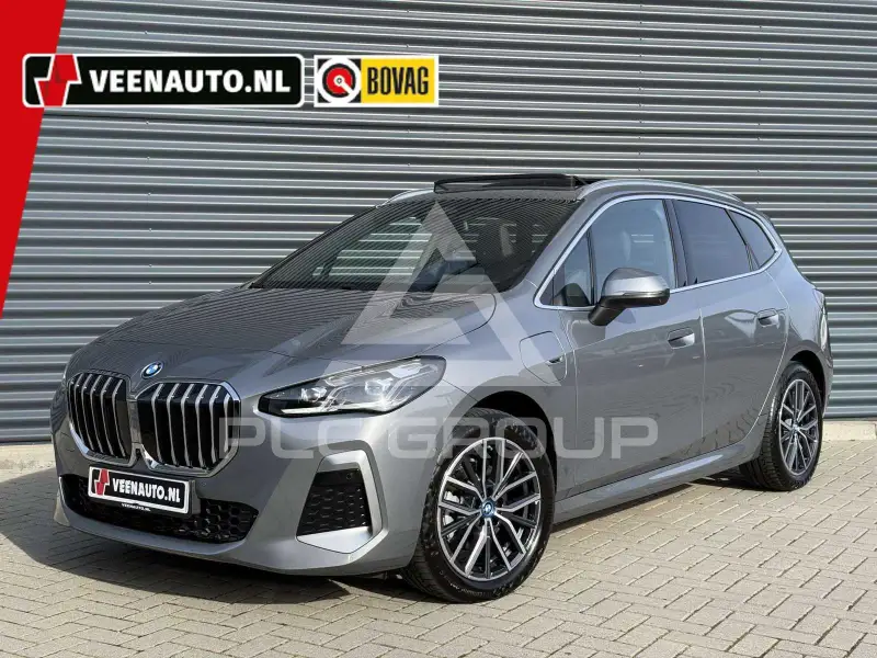 2022 BMW 225
