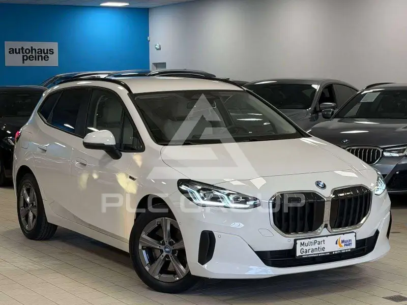 2022 BMW 230