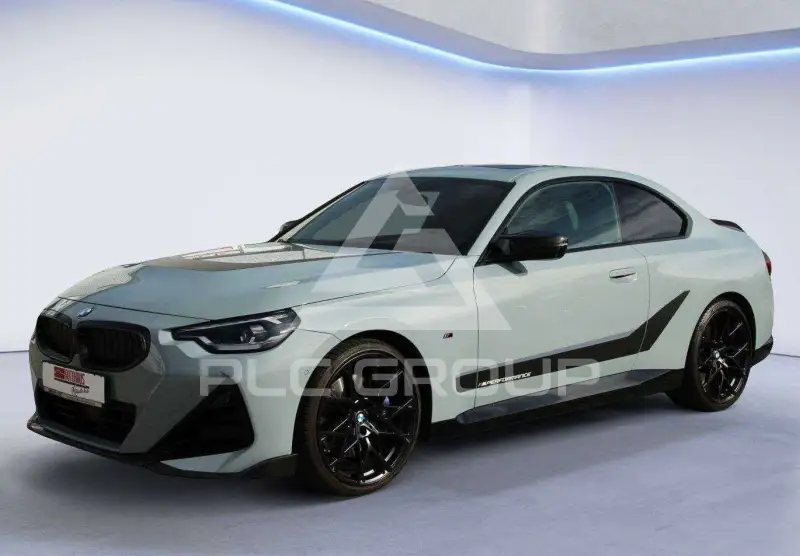 2022 BMW 240M