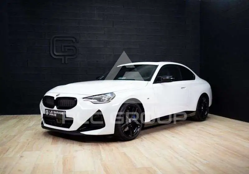 2022 BMW 240M