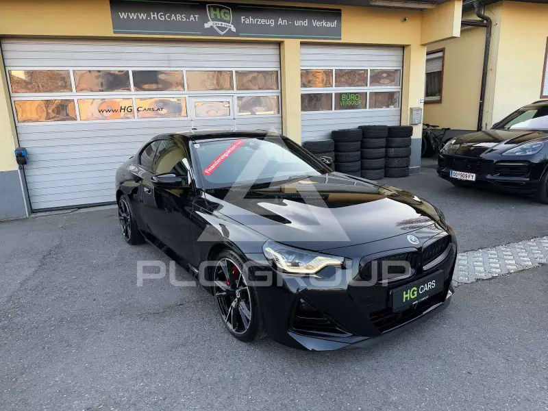 2022 BMW 240M