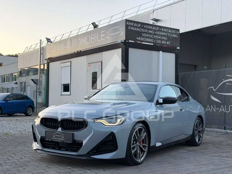 2022 BMW 240M