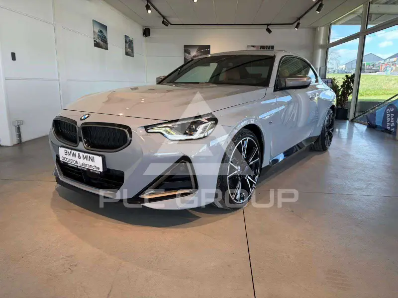 2022 BMW 240M