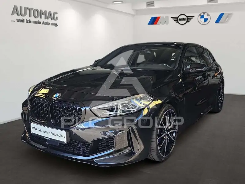 2022 BMW M1