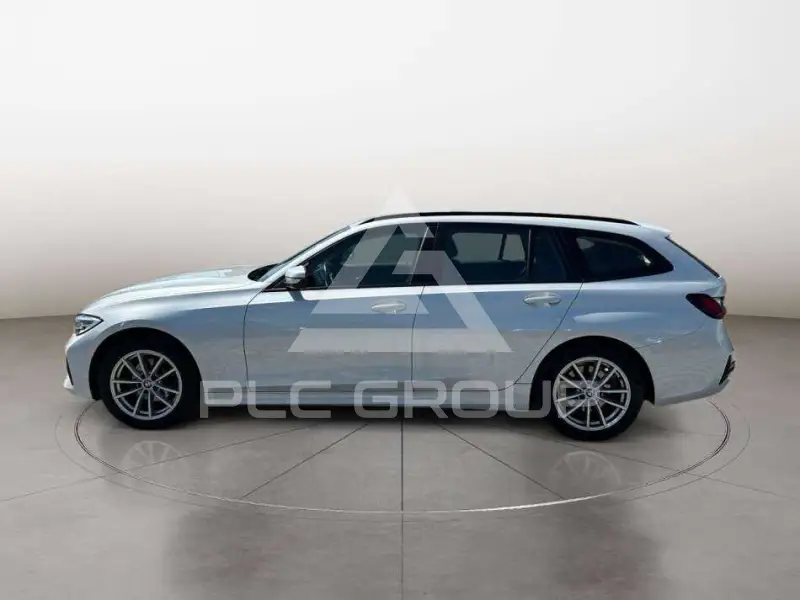2022 BMW 316