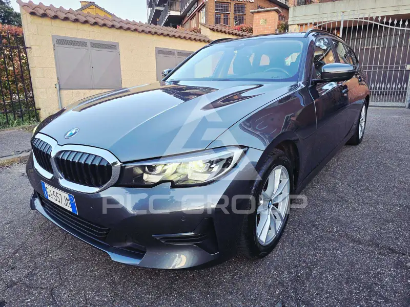 2022 BMW 316