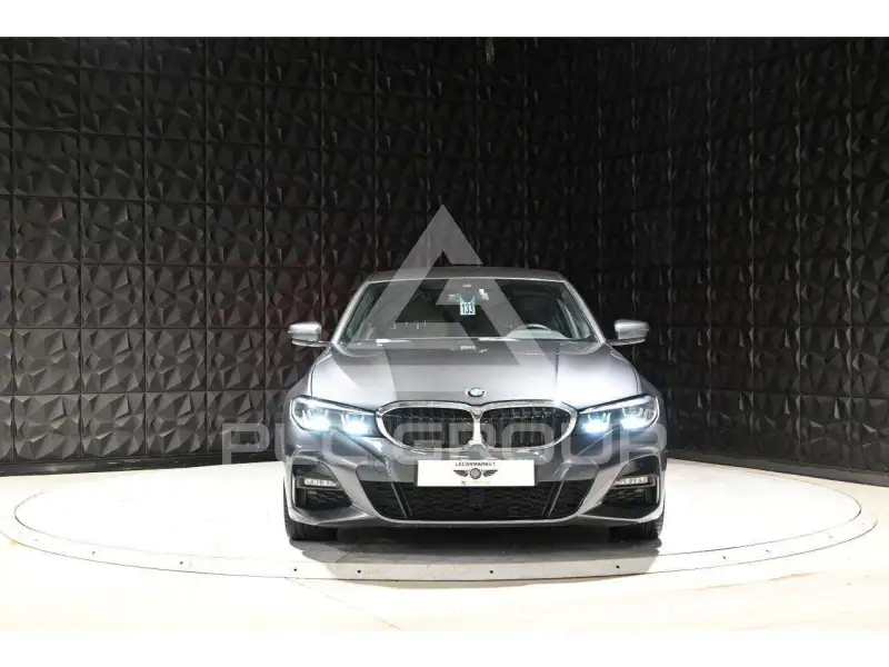 2022 BMW 316