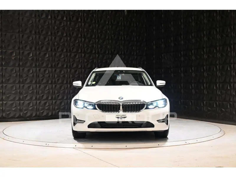 2022 BMW 316