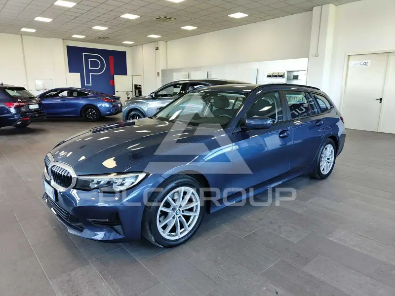 2022 BMW 316