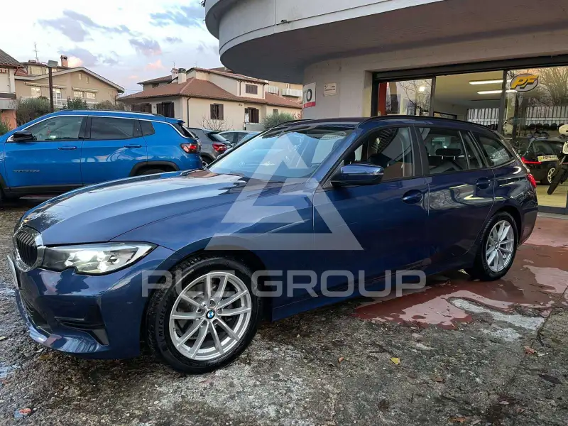 2022 BMW 316