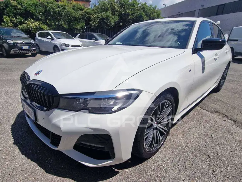 2022 BMW 316