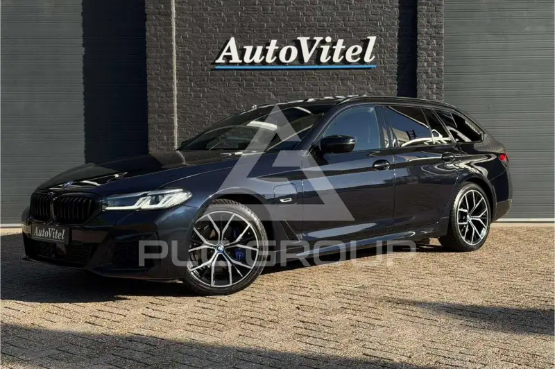 2022 BMW 530