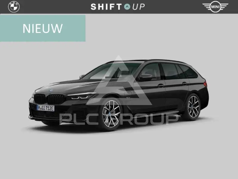 2022 BMW 530