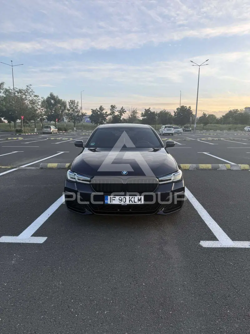 2022 BMW 530