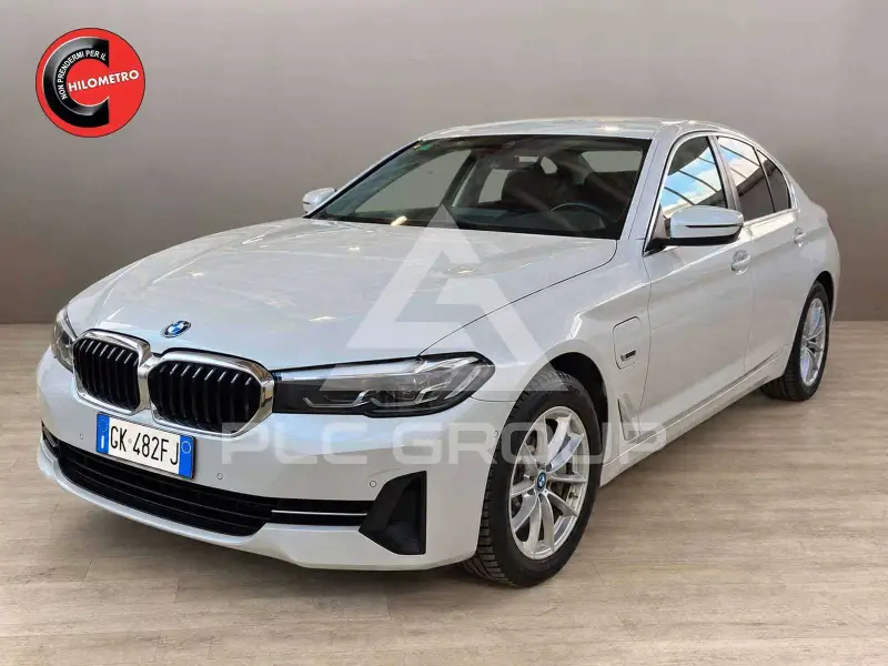 2022 BMW 530