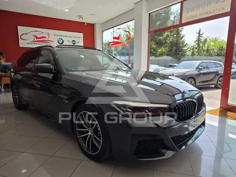 2022 BMW 530