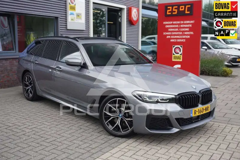 2022 BMW 530