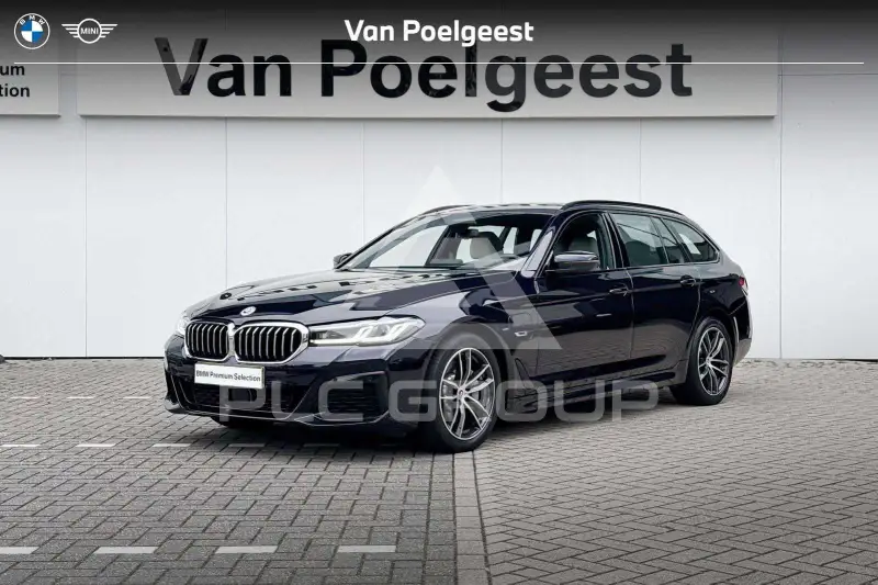 2022 BMW 530