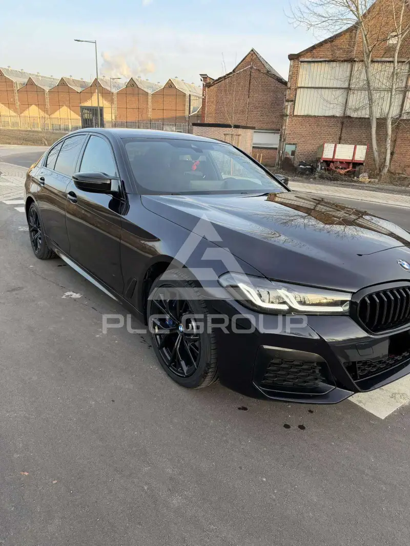 2022 BMW 530
