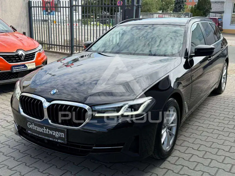 2022 BMW 530