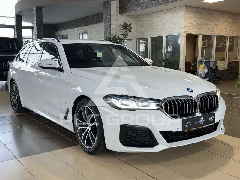 2022 BMW 530