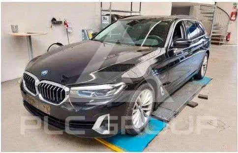 2022 BMW 530