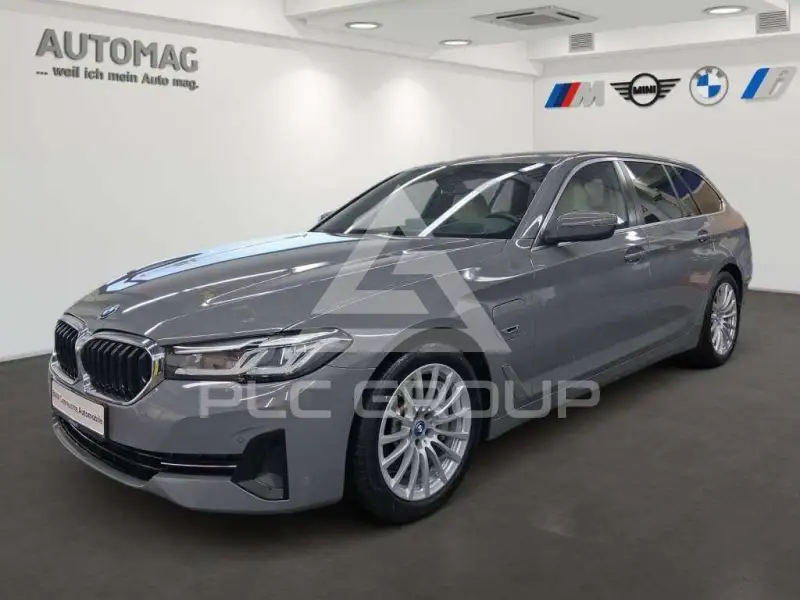 2022 BMW 530