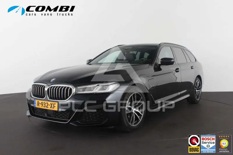 2022 BMW 530