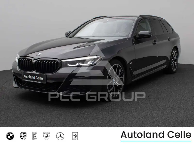 2022 BMW 530