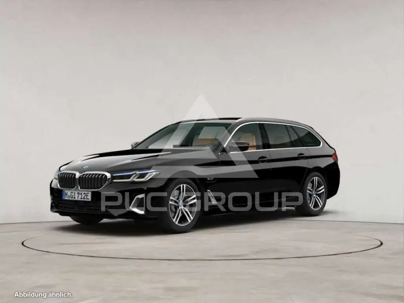 2022 BMW 530