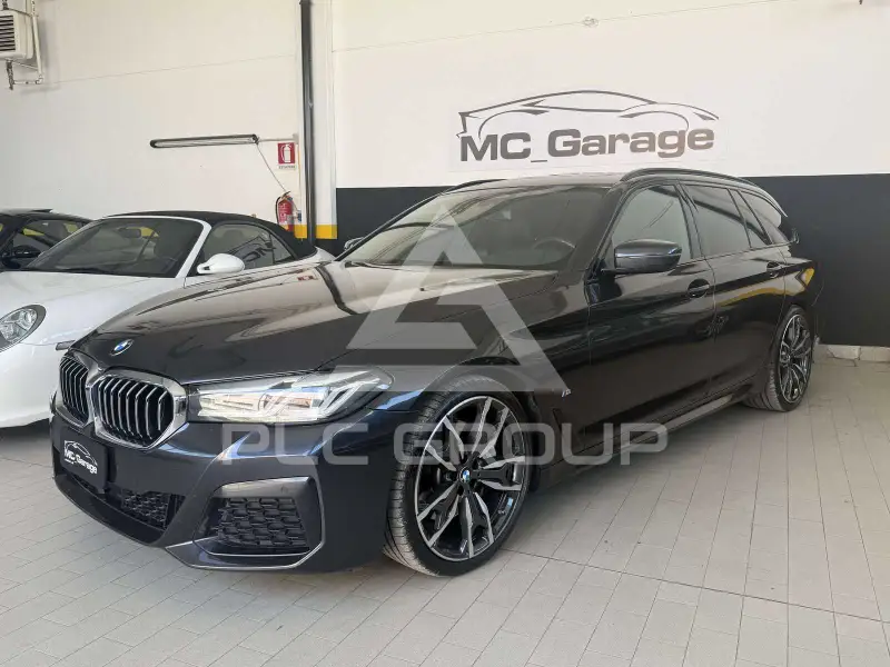 2022 BMW 530