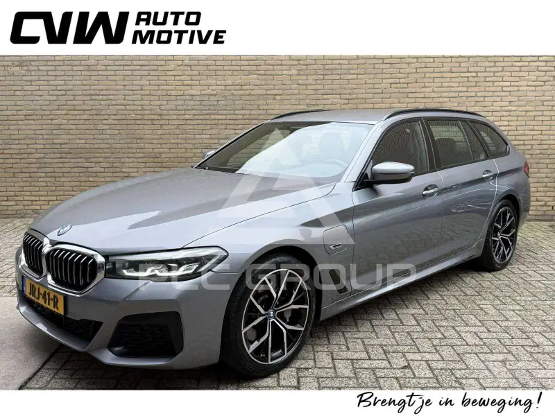 2022 BMW 530
