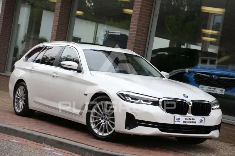 2022 BMW 530