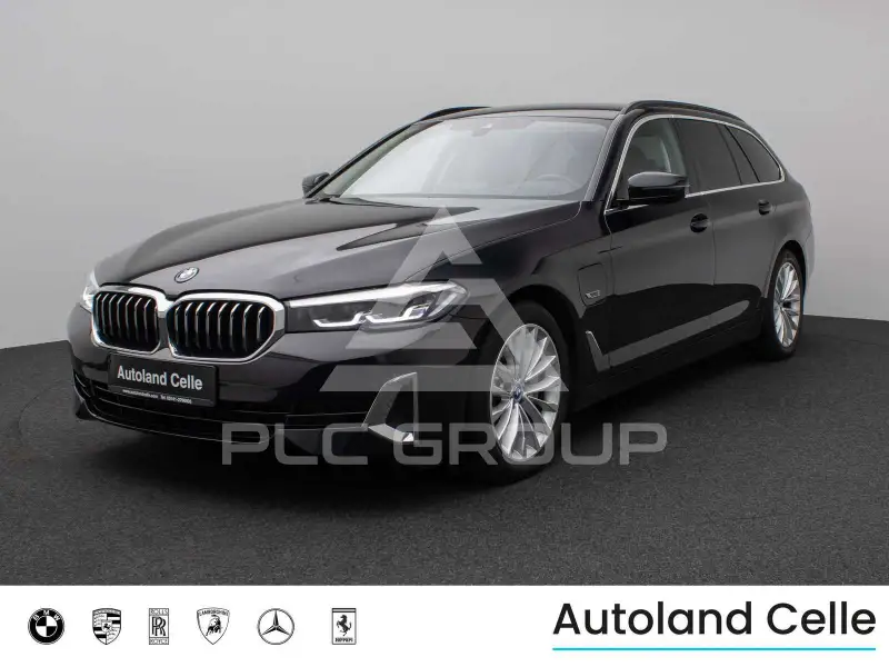 2022 BMW 530