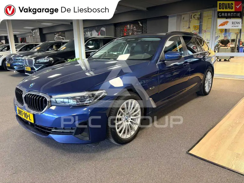 2022 BMW 530