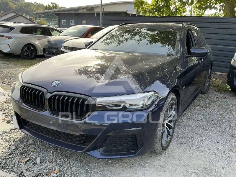 2022 BMW 530