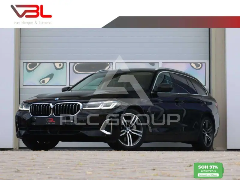 2022 BMW 530
