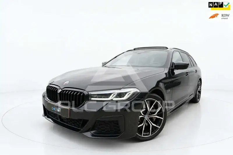 2022 BMW 530