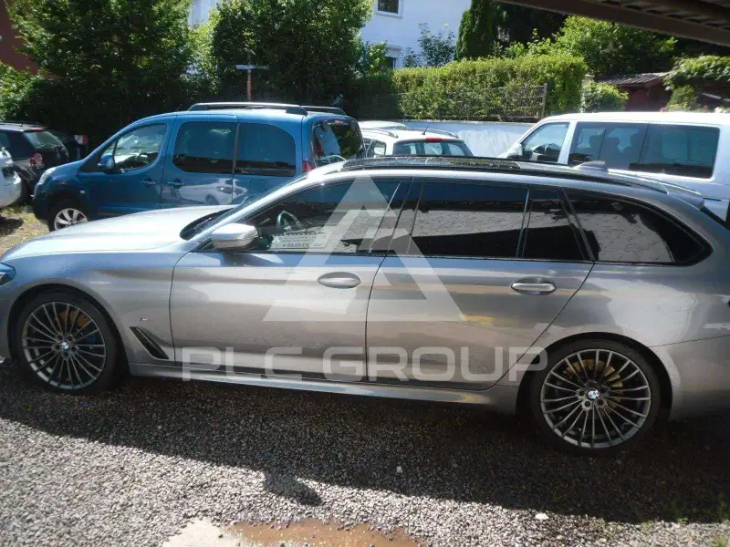 2022 BMW 530