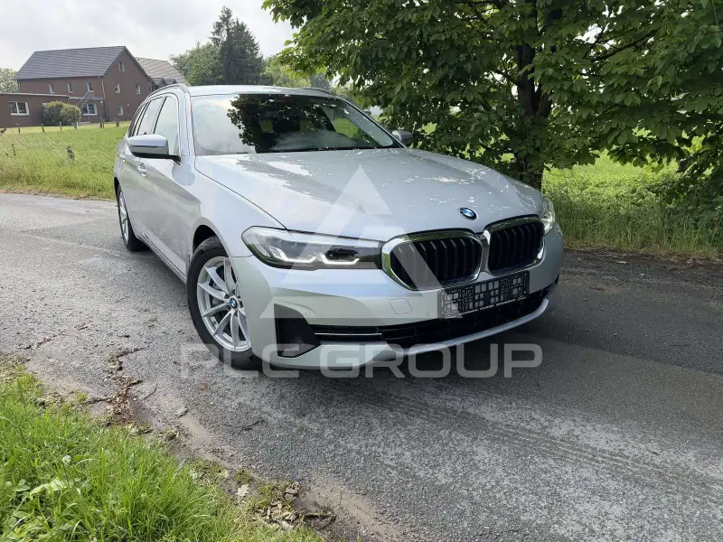 2022 BMW 530
