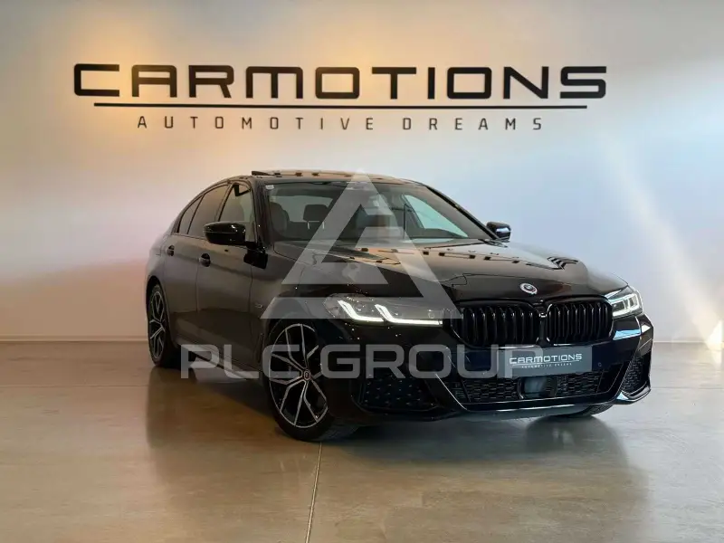 2022 BMW 530
